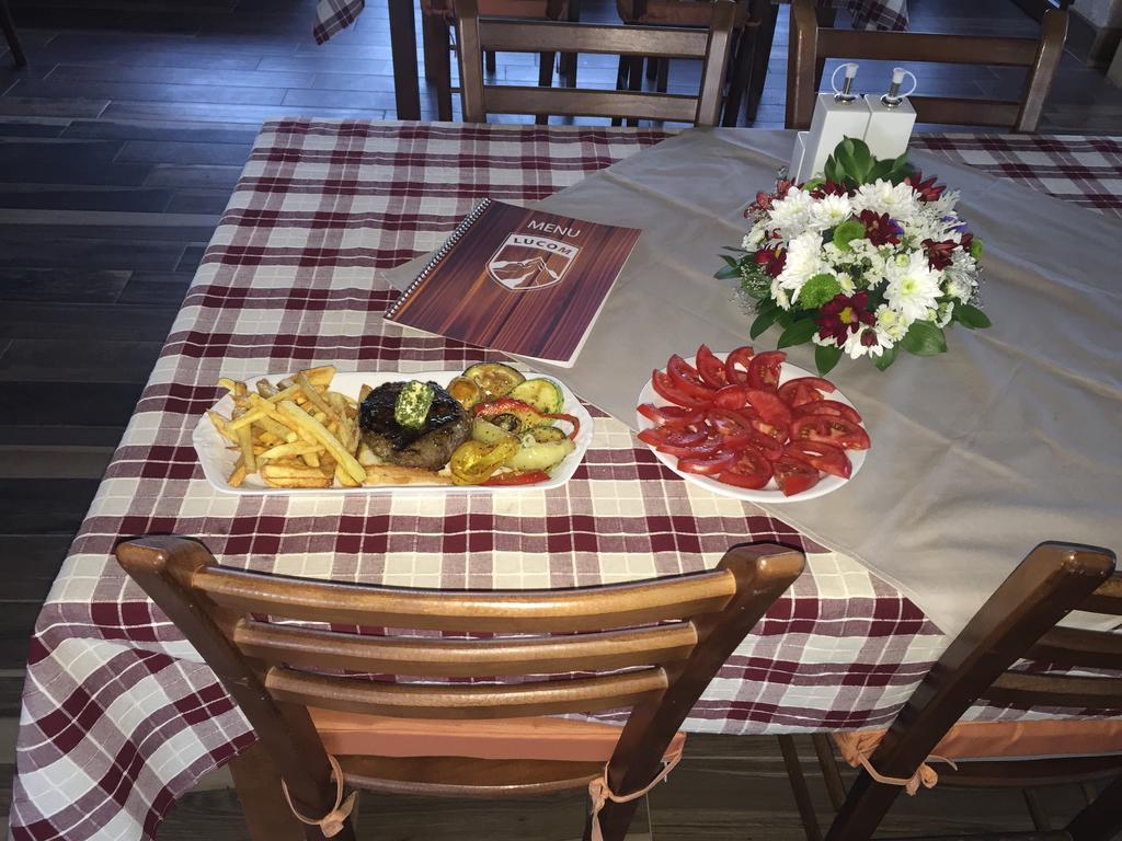 Apartmani I Restoran Sljeme Žabljak Zewnętrze zdjęcie